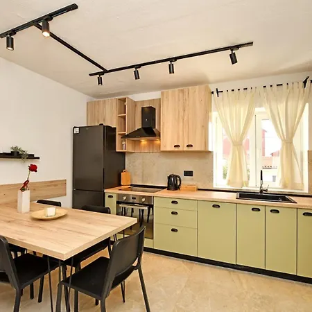 Дом отдыха House Vento With Private Backyard