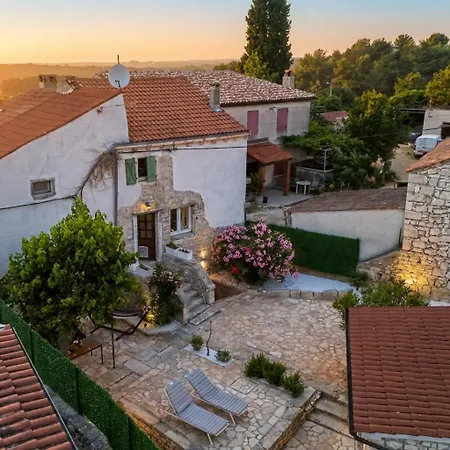 House Vento Дом отдыха Пореч