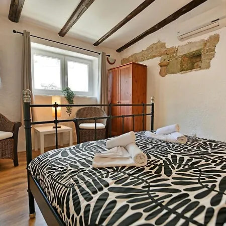 House Vento With Private Backyard * Poreč